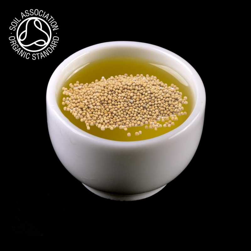 Horčicový olej sa získava lisovaním za studena zo semien pestovaných a zberaných v Indii. Obsahuje vysoké množstvo antioxidantov, vitamín E a omega  
