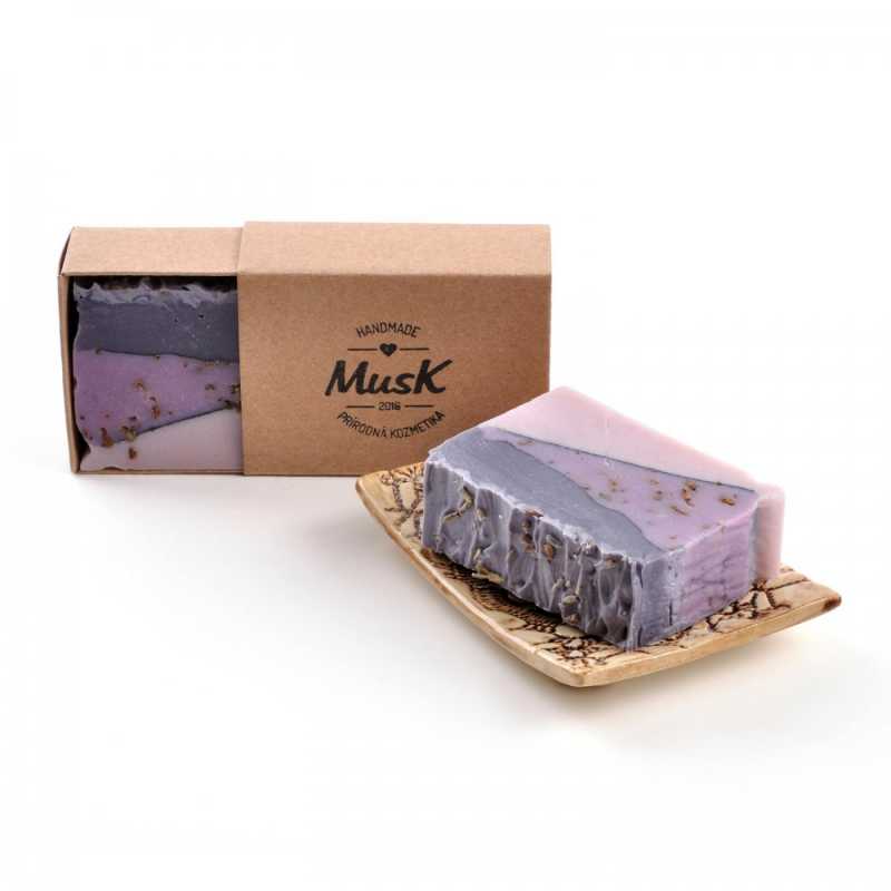 Kombinácia rôznych odtieňov fialového mica farbiva spolu s vôňou levandule vás prenesie do oblasti Provence.
Vôňa Provence je prírodné, ručne roben