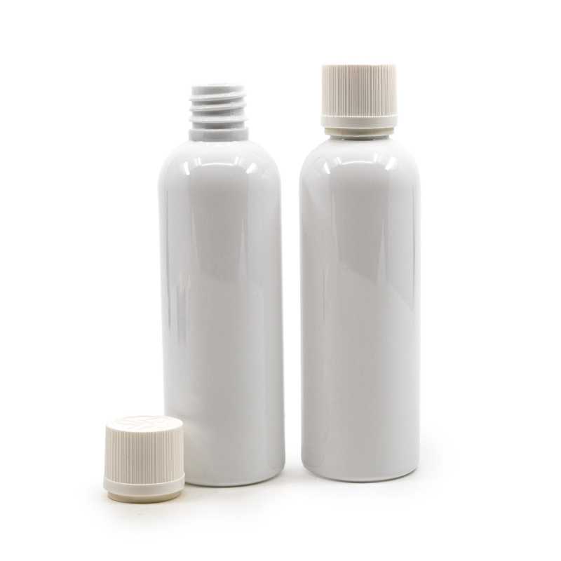 Biela plastová fľaška vyrobená z PET s lesklým povrchom.
Objem: 100 ml, celkový objem 117 mlVýška fľašky: 122 mmPriemer fľašky: 38 mmHrdlo: 18/410
