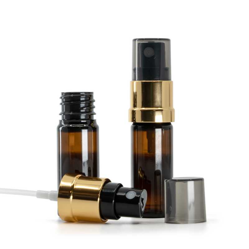 Plastová fľaška, liekovka, hnedá, čierno-zlatý rozprašovač, dymový vrch, 10 ml