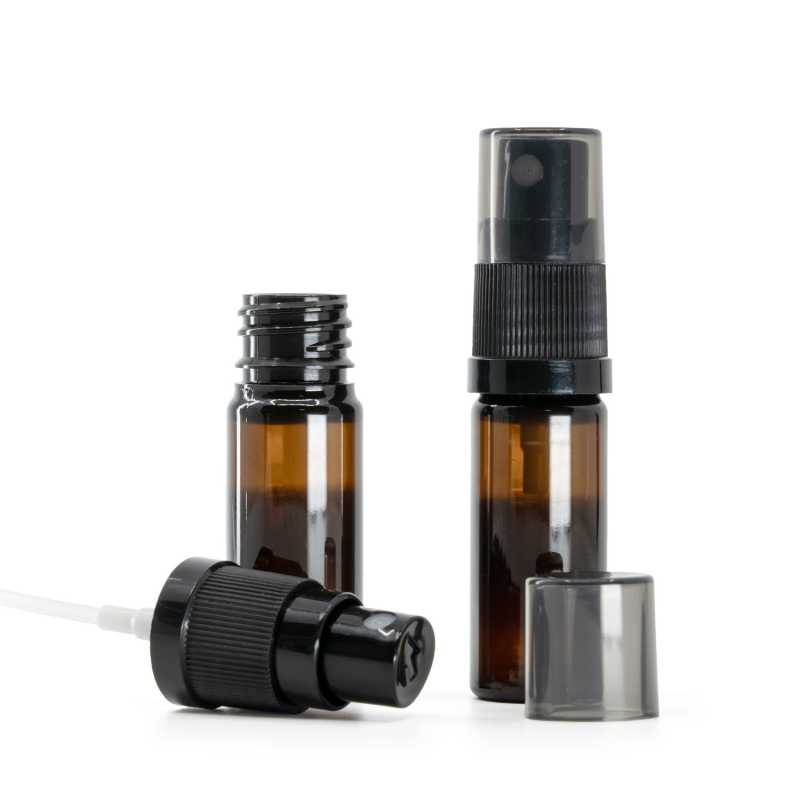 Plastová fľaška, liekovka, hnedá, čierny rozprašovač, dymový kryt, 10 ml