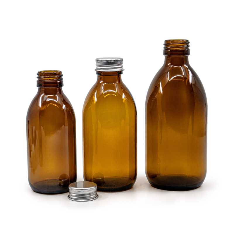 Sklenená fľaška, tzv. liekovka typu BOSTON, je vyrobená z hrubého skla tmavohnedej farby. Slúži na uchovávanie tekutín, ktoré vďaka svojej farbe úč