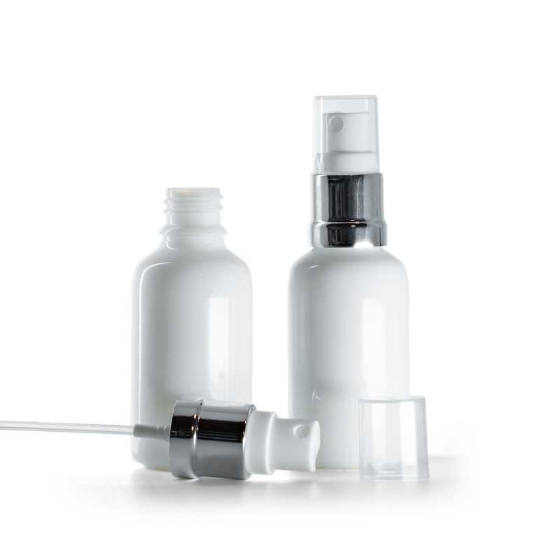 Sklenená fľaška, liekovka, biela, bielo-strieborný rozprašovač, 30 ml
