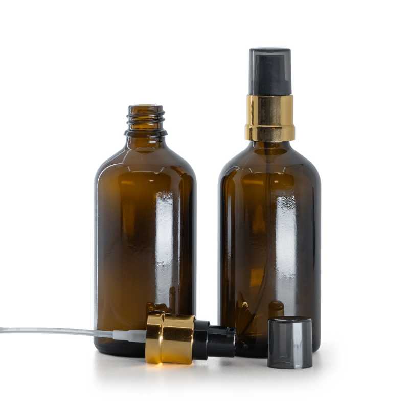 Sklenená fľaška, liekovka, hnedá, čierno-zlatý lesklý dávkovač s dymovým krytom, 100 ml