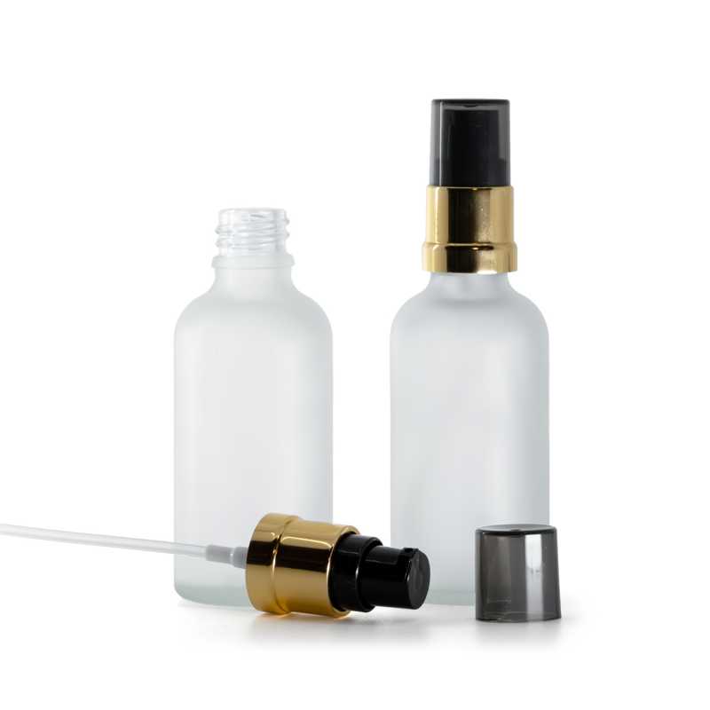 Sklenená fľaška, priehľadná mliečna, čierno-zlatý lesklý dávkovač, 50 ml