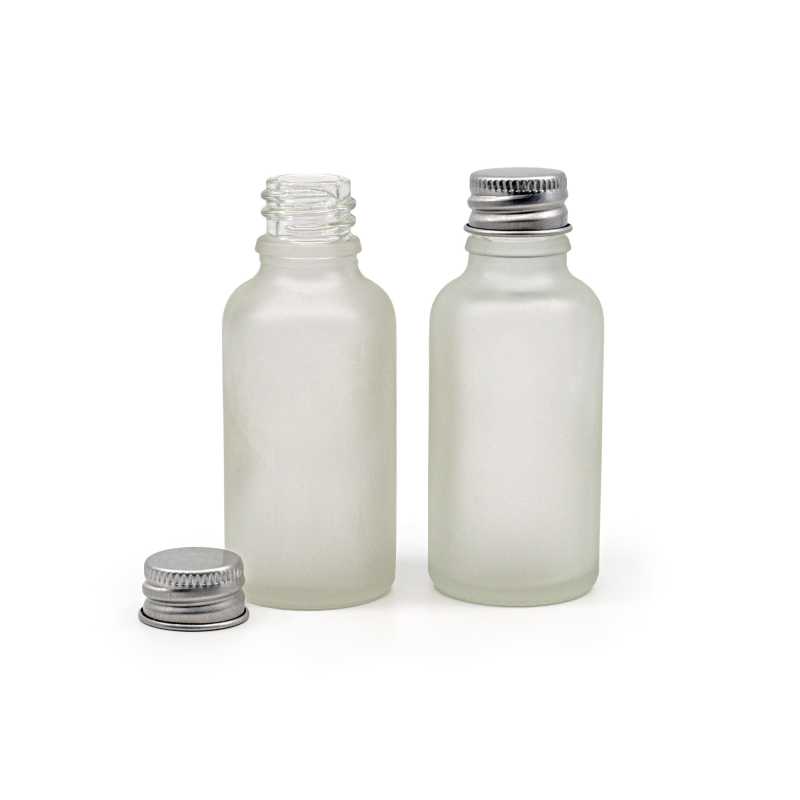 Sklenená fľaška je vyrobená z hrubého priehľadného skla, ktoré je z vonkajšej strany brúsené. Slúži na uchovávanie tekutín.Objem: 30 ml, celkový