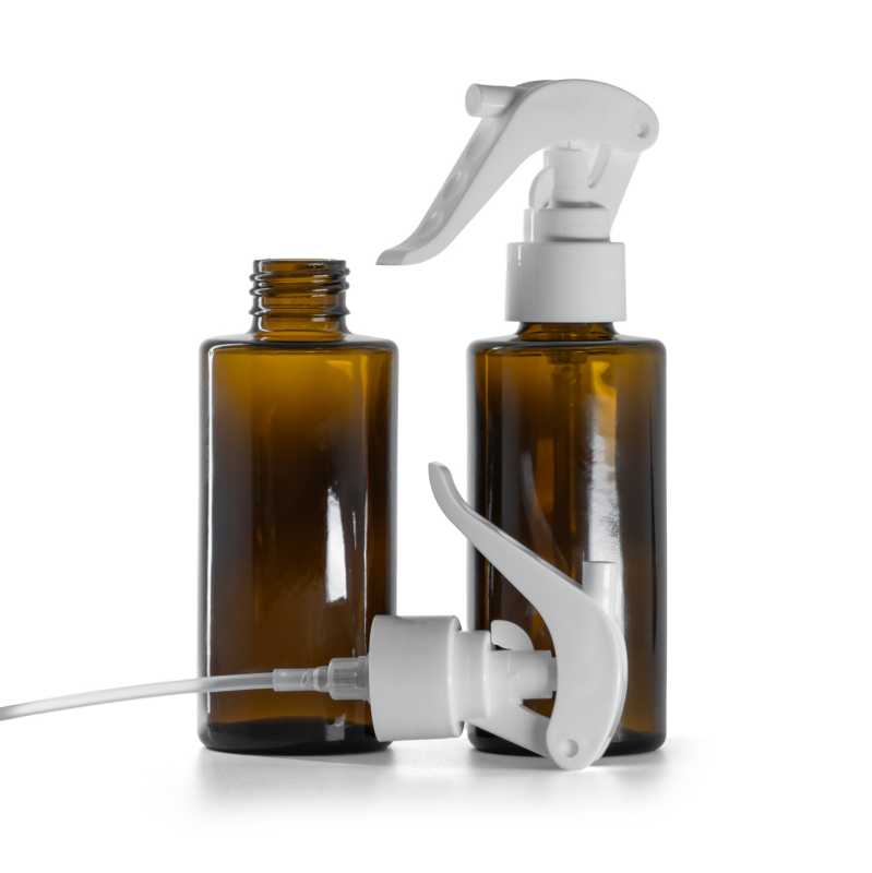 Sklenená fľaška, rovný vrch, 24 mm, biely pákový rozprašovač, 100 ml