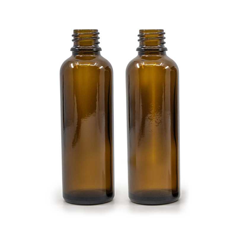Elegantná vysoká sklenená liekovka s objemom 50 ml. 
Sklenená fľaška, tzv. liekovka, je vyrobená z hrubého skla tmavohnedej farby. Slúži na uchováva