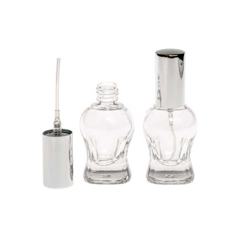 Ozdobný sklenený rozprašovač je vyrobený z hrubého priehľadného skla. Fľaška má strieborný plastový rozprašovač aj s vrchnákom. Vhodný na parf
