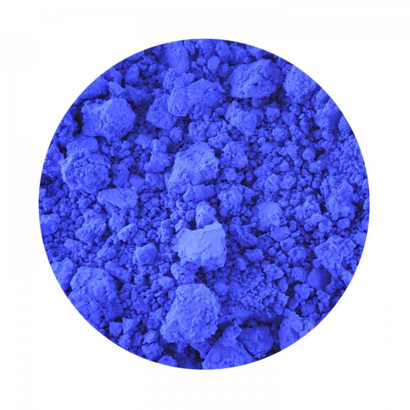 Je matný kobaltovo modrý pigmentový prášok. Získava sa zahrievaním zmesi kaolínu, síry, uhličitanu sodného a uhlíka pri teplote vyššej ako 700°C.