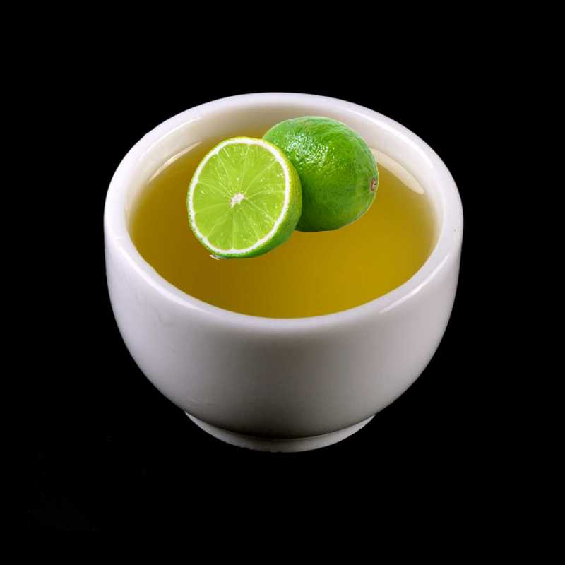 Intenzívna vôňa limetkovej kôry a dužiny skvele doplnená jemným citrónom.
Vonný olej neobsahuje ftaláty.
Obsah vanilínu: 0% (táto hodnota zahŕňa