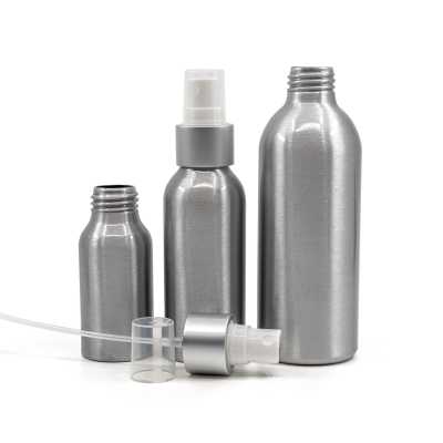 Hliníková fľaša, biely rozprašovač, strieborná matná obruč, 200 ml