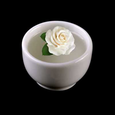 Kvetinová voda, hydrolát, biela ruža BIO 1 l