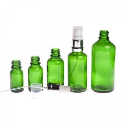 Sklenená fľaška, zelená, bielo-strieborný rozprašovač, 15 ml