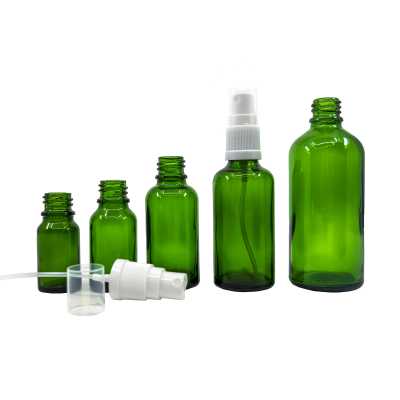 Sklenená fľaška, zelená, biely rozprašovač, 10 ml